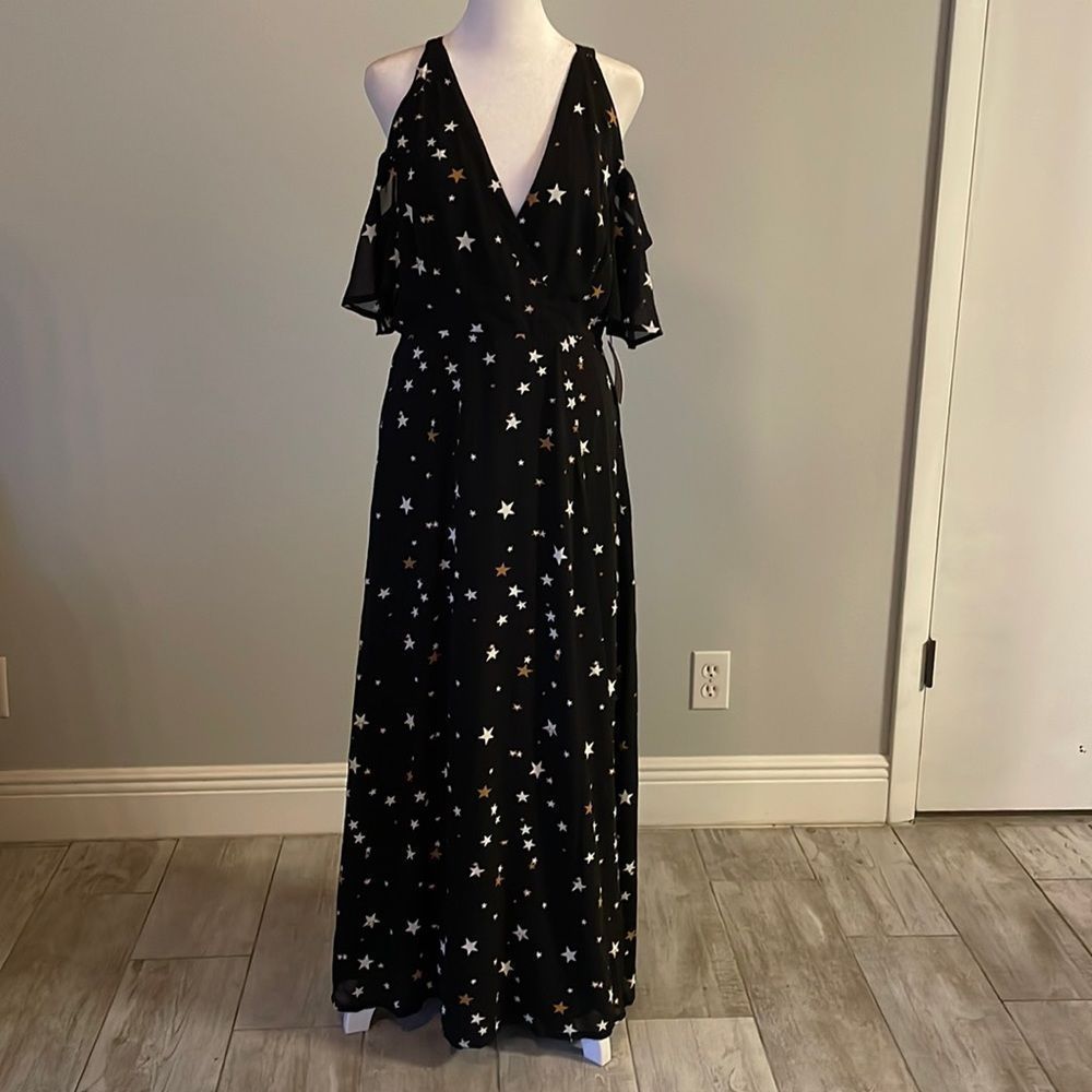 [LUCCA] Black Star Printed Maxi Dress - Size Medium NWT